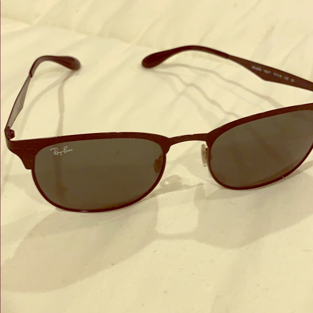 Black ray bans